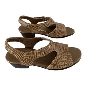 Elegant SAS Suntimer Womens Heeled Sandals - Size 8, Croc-Embossed Tan
